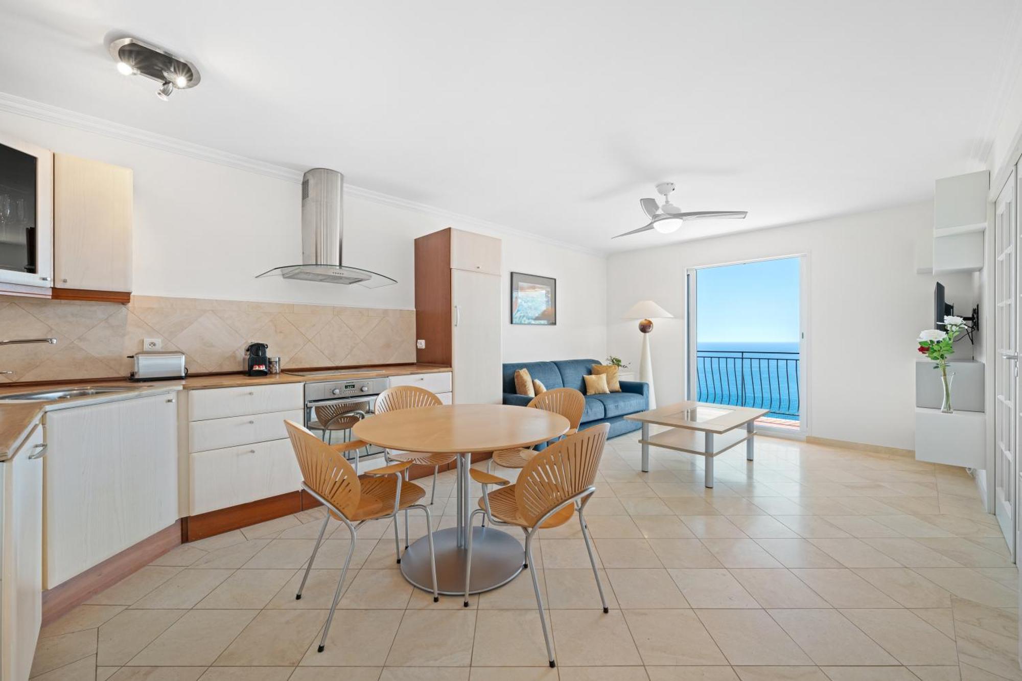 Appartamento Le Coq Gabriel - Parking - Amazing View Roccabruna Esterno foto